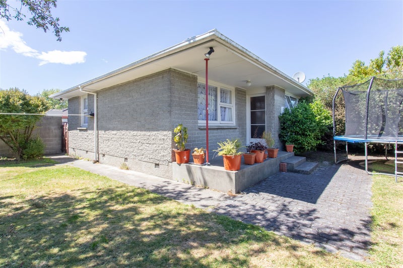 4/8 Leslie Street, Upper Riccarton, Christchurch - Carousel 1