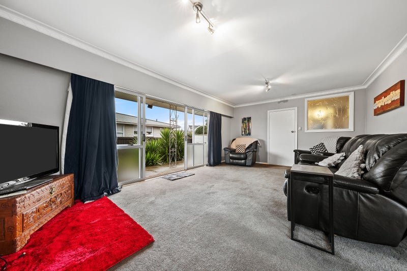 2 Birkenhead Street, Avonhead, Christchurch - Carousel 2