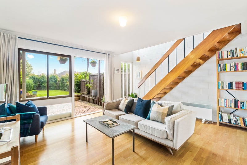 1/14 Fowlds Avenue, Sandringham, Auckland - Carousel 2