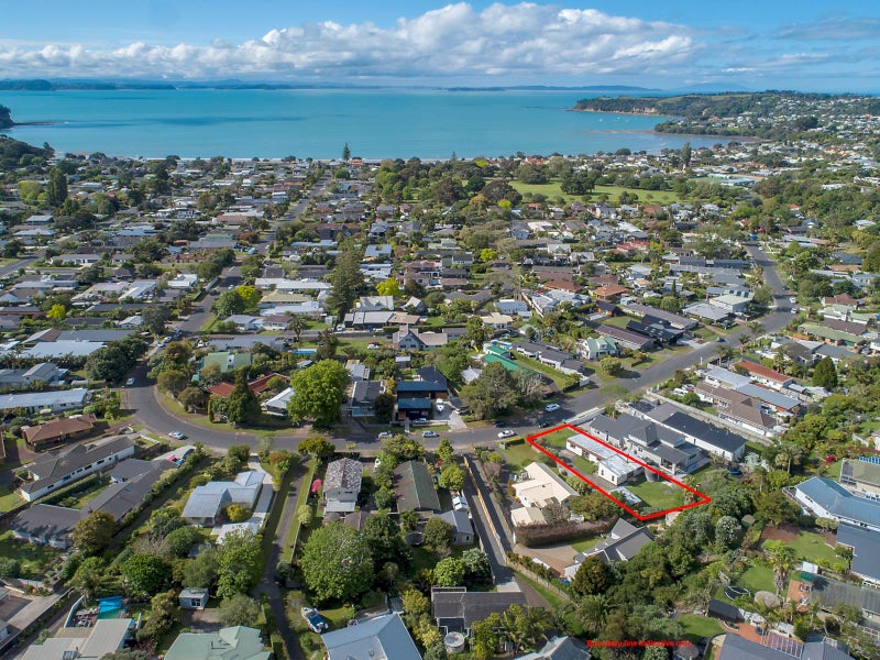 84 The Circle, Manly, Whangaparaoa - Carousel 2