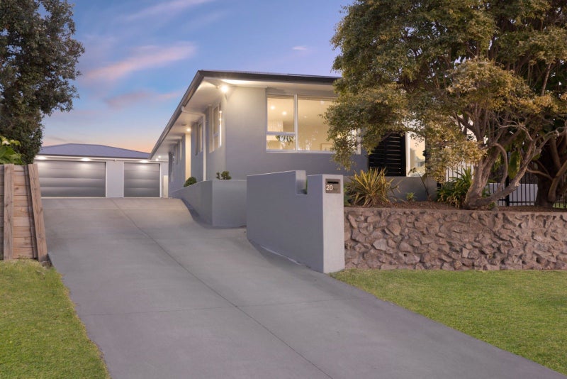 20 Clivedene Street, Matua, Tauranga - Carousel 1