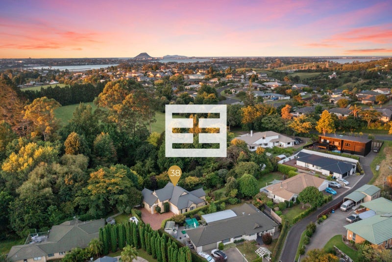 38 Revell Drive, Ohauiti, Tauranga - Carousel 1
