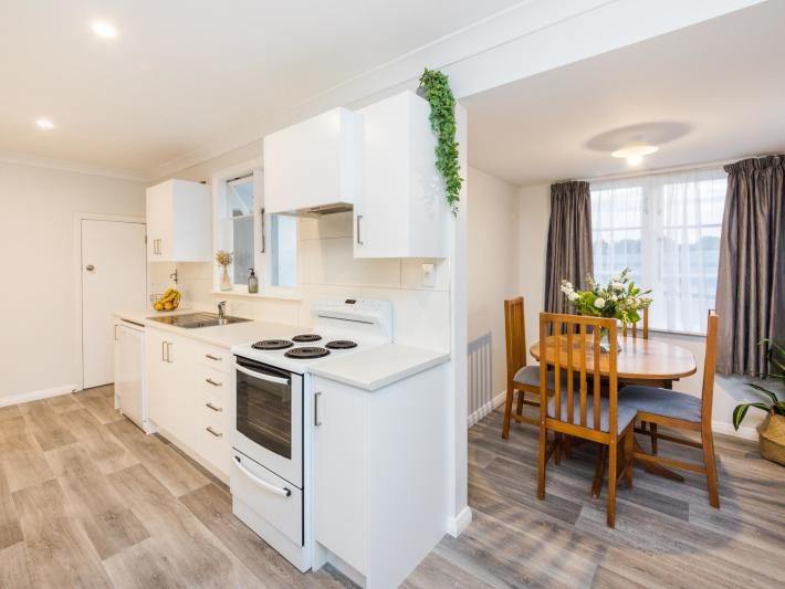 4 Seddon Street, Takaro, Palmerston North - Carousel 2