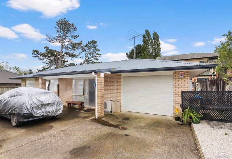 22B Gibson Road, Tuakau - Carousel 1