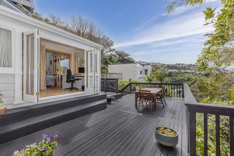 192 Barnard Street, Wadestown, Wellington - Carousel 1