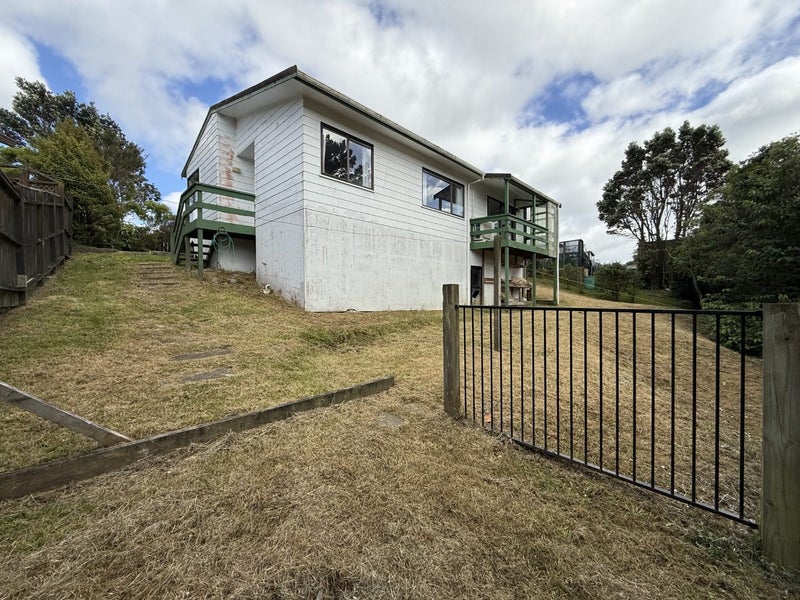 54 Guadeloupe Crescent, Grenada Village, Wellington - Carousel 1
