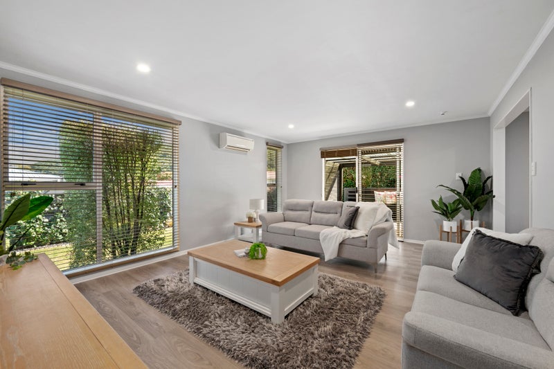 172 California Drive, Totara Park, Upper Hutt - Carousel 2