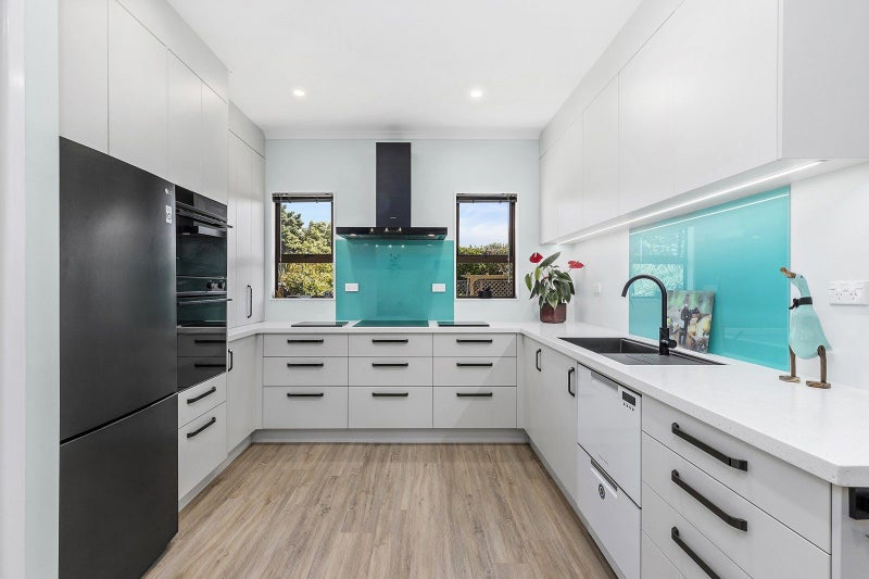 83 Ira Street, Miramar, Wellington - Carousel 2