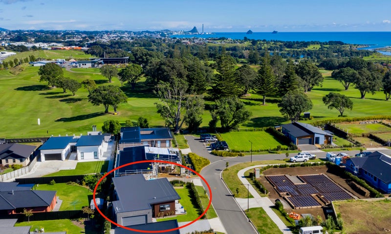5 Kotare Drive, Waiwhakaiho, New Plymouth - Carousel 2