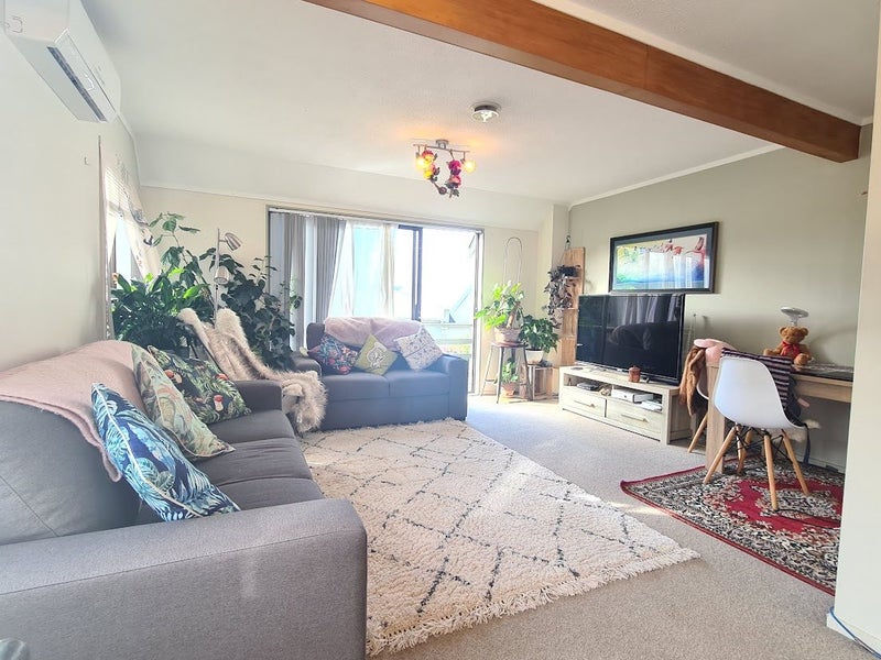 4/12 Vallance Street, Kilbirnie, Wellington - Carousel 2