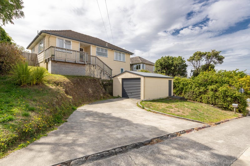 115 Te Pene Avenue, Titahi Bay, Porirua - Carousel 1
