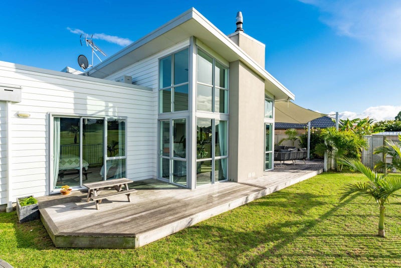 47 Barbados Way, One Tree Point - Carousel 21