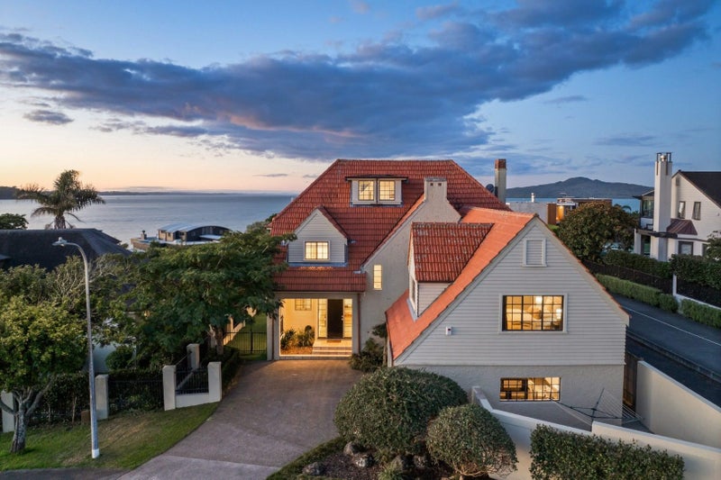 16 Selwyn Avenue, Mission Bay, Auckland - Carousel 1