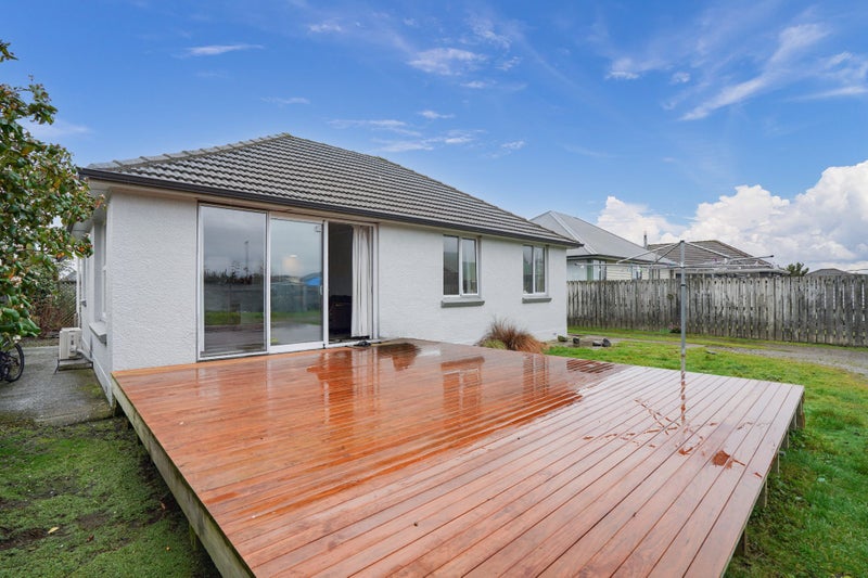 82 Lithgow Street, Glengarry, Invercargill - Carousel 1