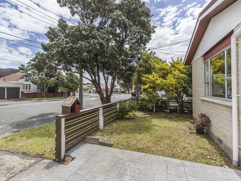 1/35 Inglis Street, Seatoun, Wellington - Carousel 2