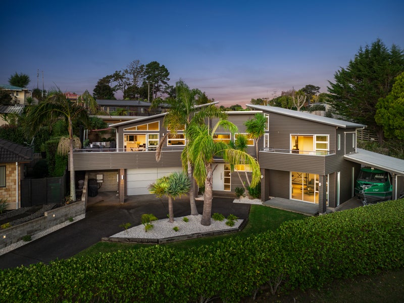 12 Foothills Lane, Glen Eden, Auckland - Carousel 1