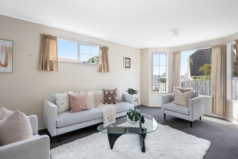 63A Nalanda Crescent, Broadmeadows, Wellington - Carousel 2