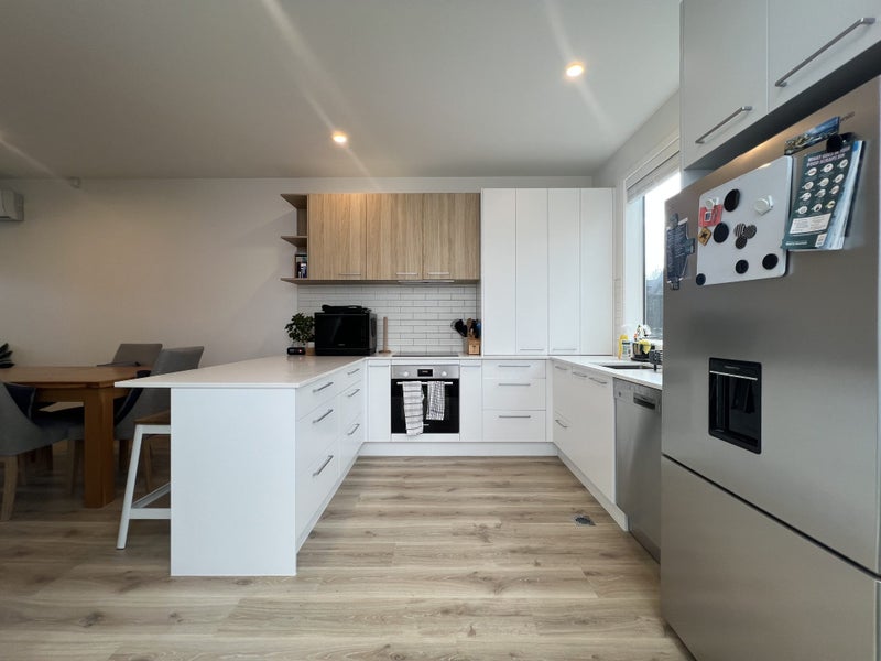 7/27 Dunkirk Road, Panmure, Auckland - Carousel 2