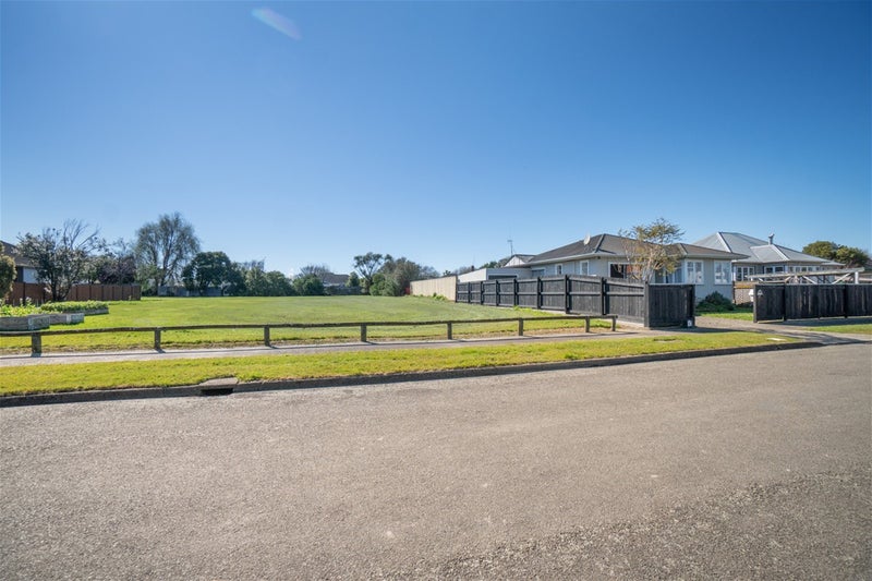 45 Hulme Street, Roslyn, Palmerston North - Carousel 15
