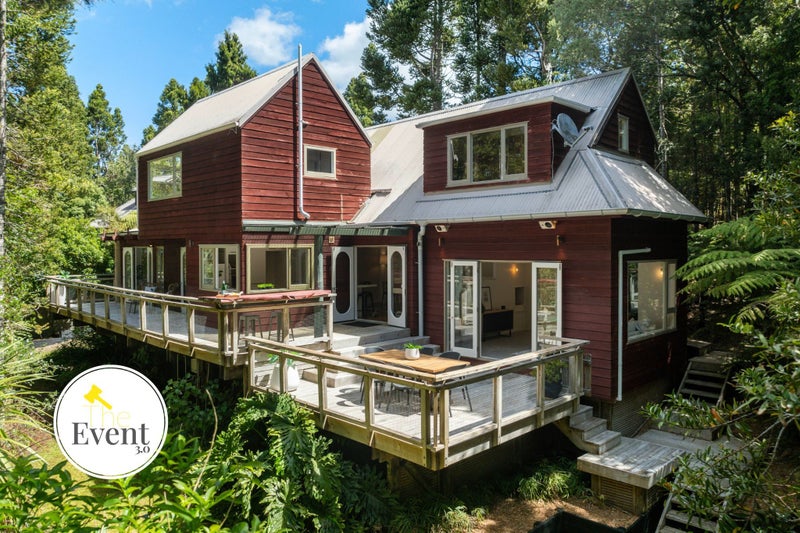 14 Fitzpatrick Place, Chatswood, Auckland - Carousel 1