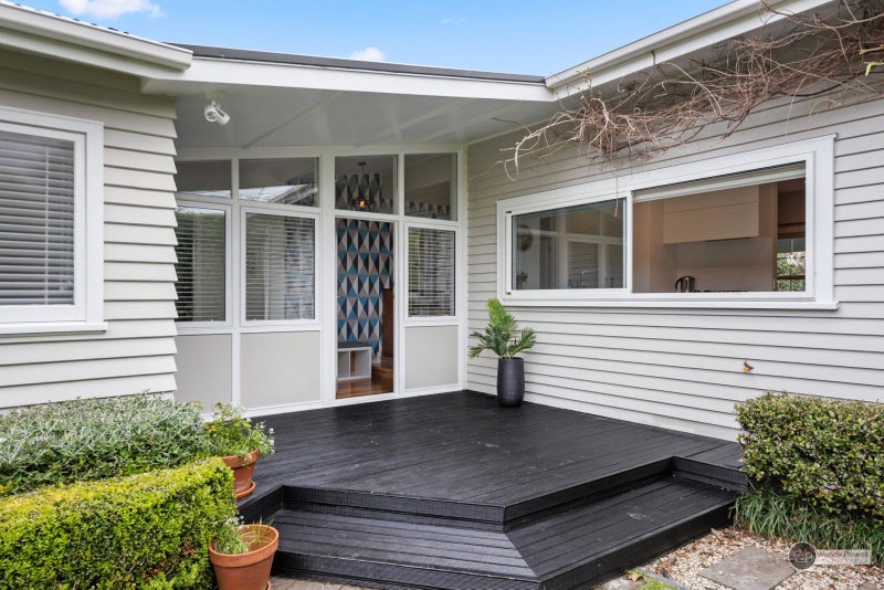 23 Bauchop Road, Waterloo, Lower Hutt - Carousel 2