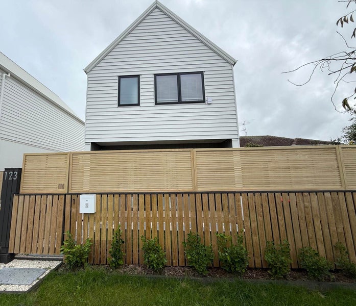 1/123 Barrack Road, Mount Wellington, Auckland - Carousel 1