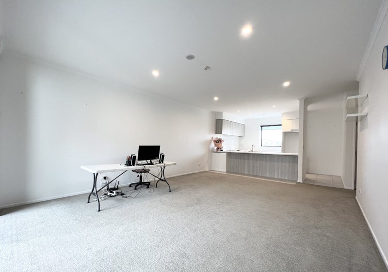 217 Hobsonville Point Road, Hobsonville, Auckland - Carousel 2