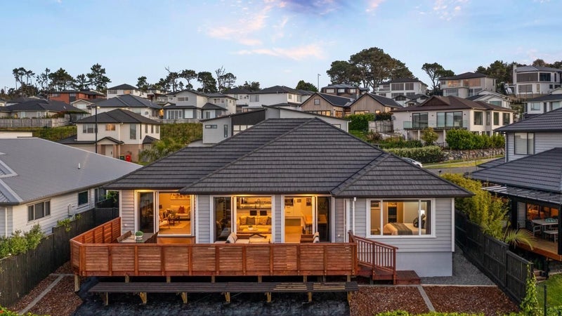 22 Arriere Lane, Silverdale, Silverdale - Carousel 2