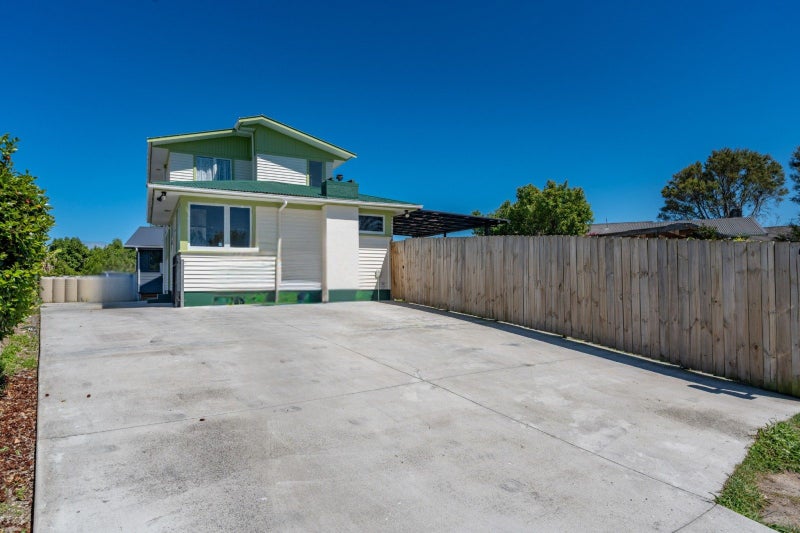 29 Deanwell Avenue, Deanwell, Hamilton - Carousel 1