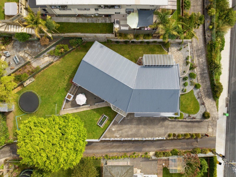 24 Landscape Road, Otumoetai, Tauranga - Carousel 2