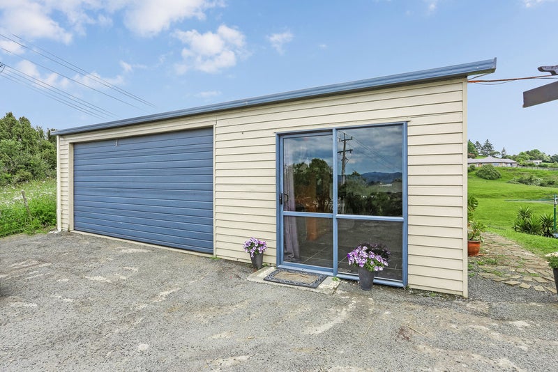 1771 Ponga Road, Papakura - Carousel 17
