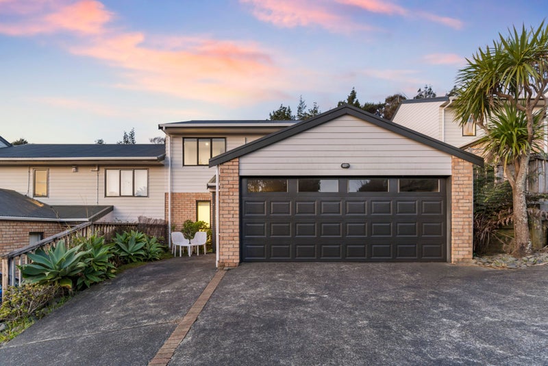 27 Soldiers Bay Place, Birkenhead, Auckland - Carousel 1