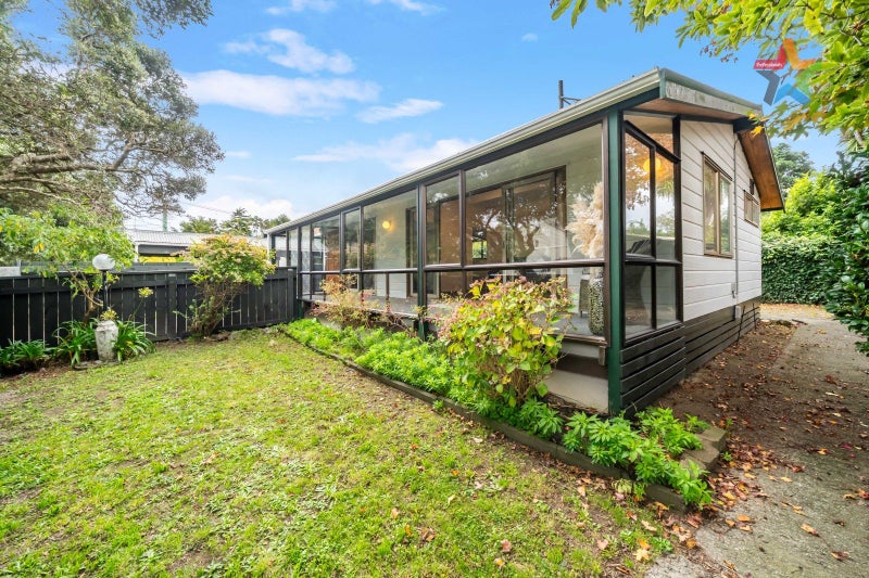 106A Cambridge Terrace, Fairfield, Lower Hutt - Carousel 1