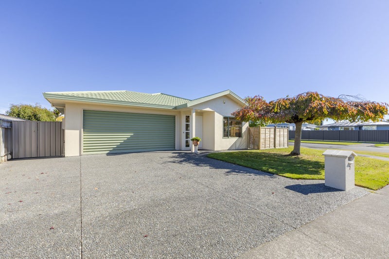 2 Bucksburn Place, Greenmeadows, Napier - Carousel 2