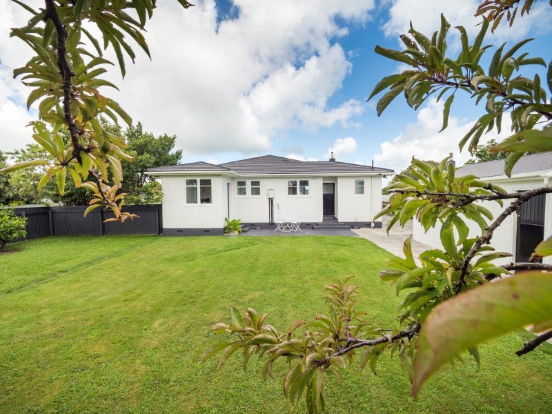 52 Nottingham Avenue, Awapuni, Palmerston North - Carousel 16