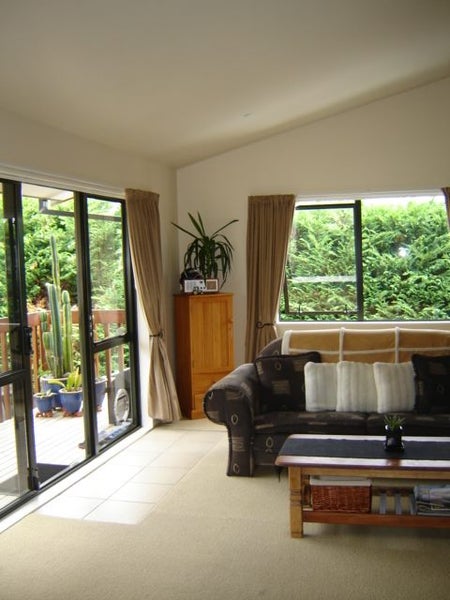 8/76 Target Road, Totara Vale, Auckland - Carousel 2