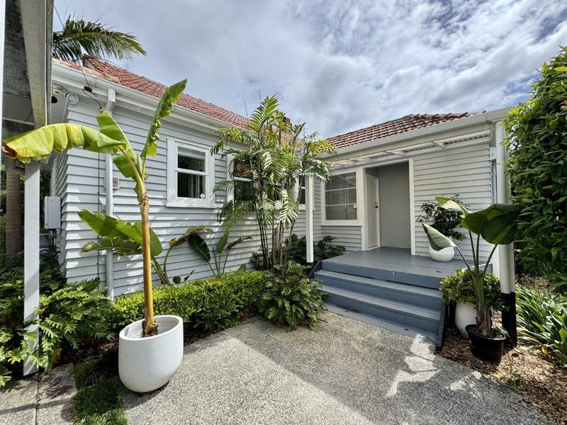 12 Korokino Road, Greenlane, Auckland - Carousel 1