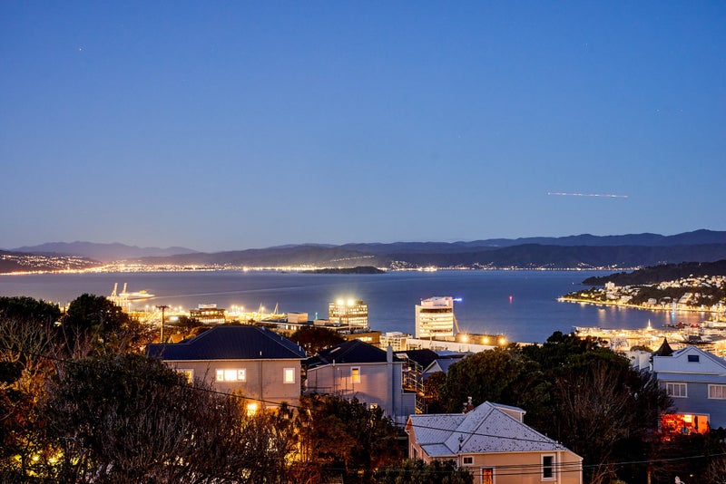 52 Central Terrace, Kelburn, Wellington - Carousel 19