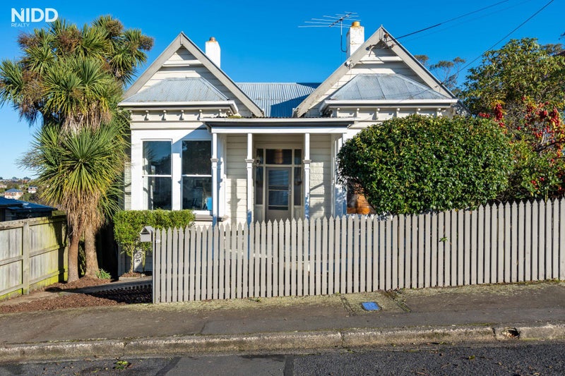 28 Patrick Street, The Glen, Dunedin - Carousel 1