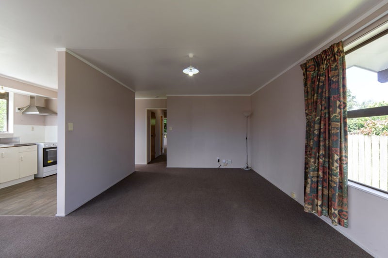 7 Yorkshire Road, Silverdale, Hamilton - Carousel 2