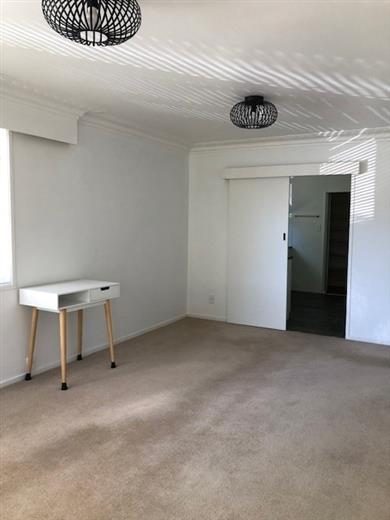 1/3 Crossfield Road, Glendowie, Auckland - Carousel 2