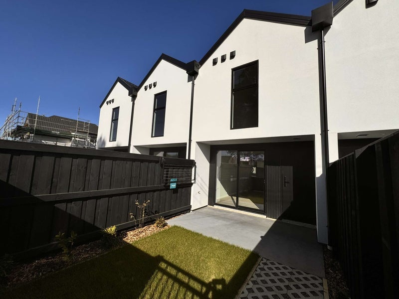 2/504 Armagh Street, Linwood, Christchurch - Carousel 1