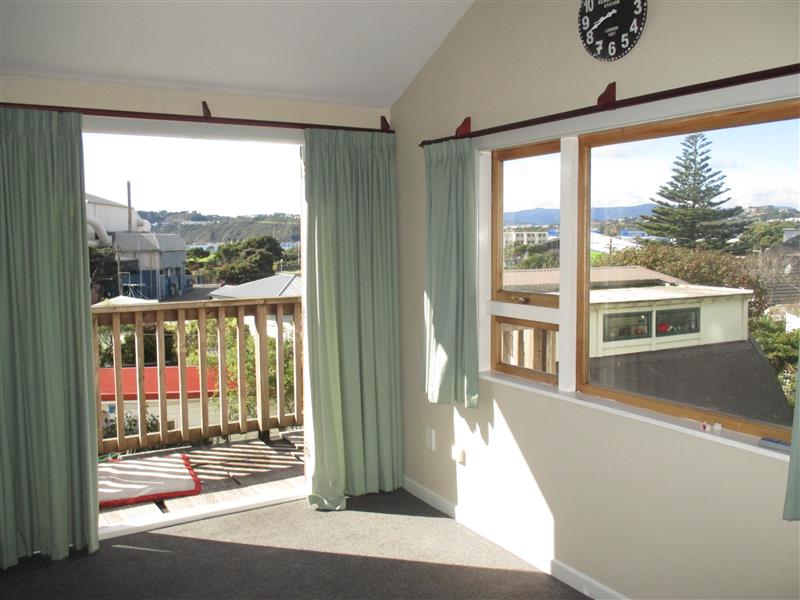 11A Tully Street, Kilbirnie, Wellington - Carousel 1