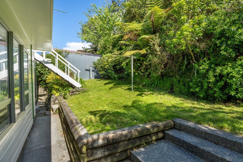 5 Stanhope Grove, Korokoro, Lower Hutt - Carousel 25