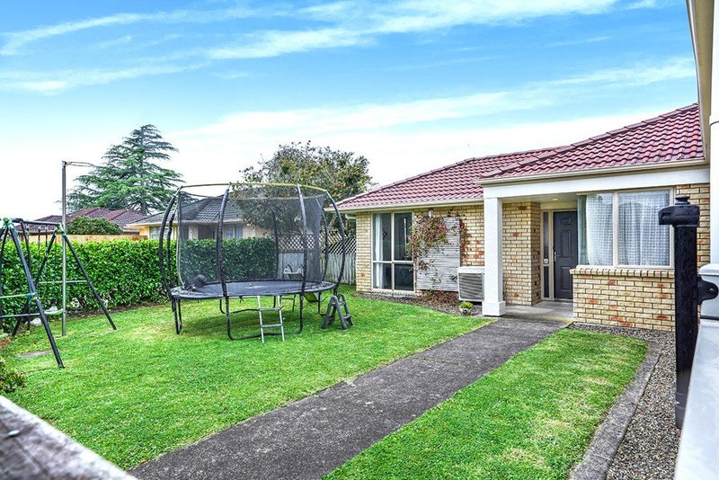 30 Gardenia Close, Melville, Hamilton - Carousel 2