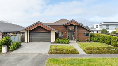 21 Woodhaven Place, Parklands, Christchurch - Carousel 1