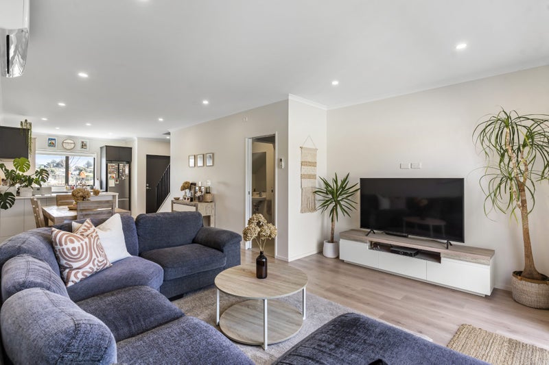 88 Te Napi Drive, Takanini, Auckland - Carousel 2