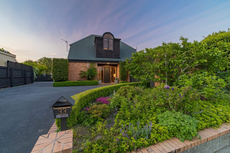 33 Mcdougall Avenue, St Albans, Christchurch - Carousel 27