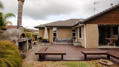 89 Twin Oak Avenue, Papamoa Beach, Papamoa - Carousel 1