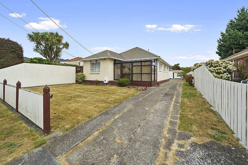 40 Trinity Avenue, Epuni, Lower Hutt - Carousel 1